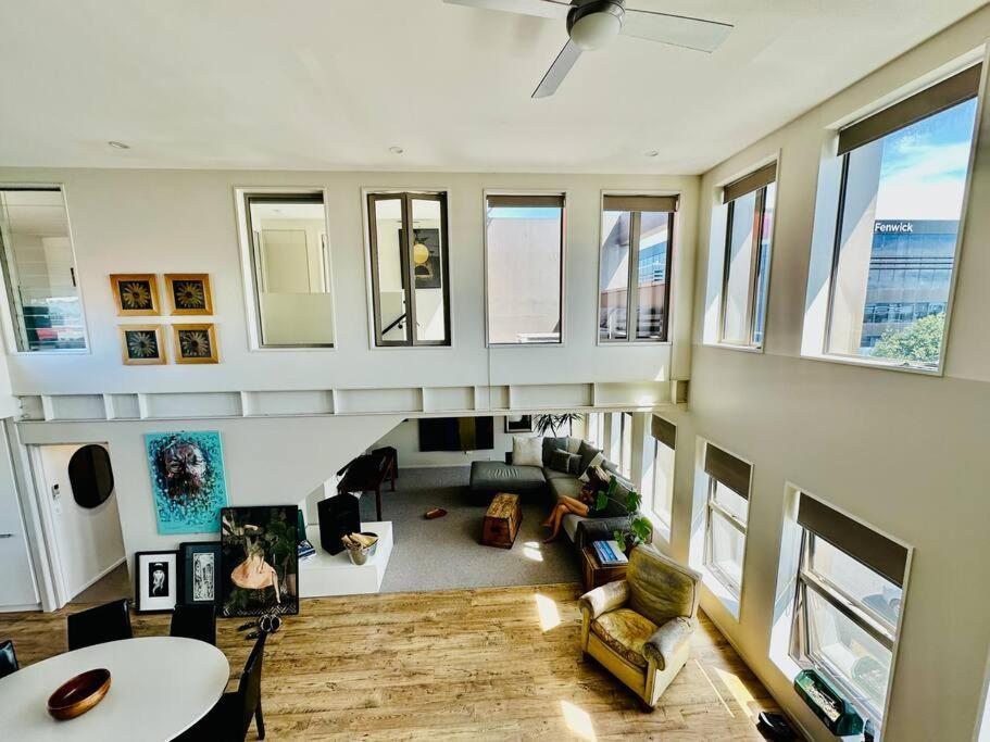 Stunning New York Loft Gallery Крайстчерч Екстер'єр фото